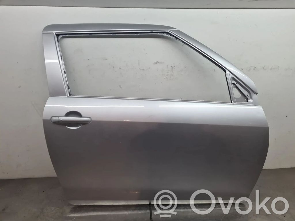 Suzuki Swift II Front door 