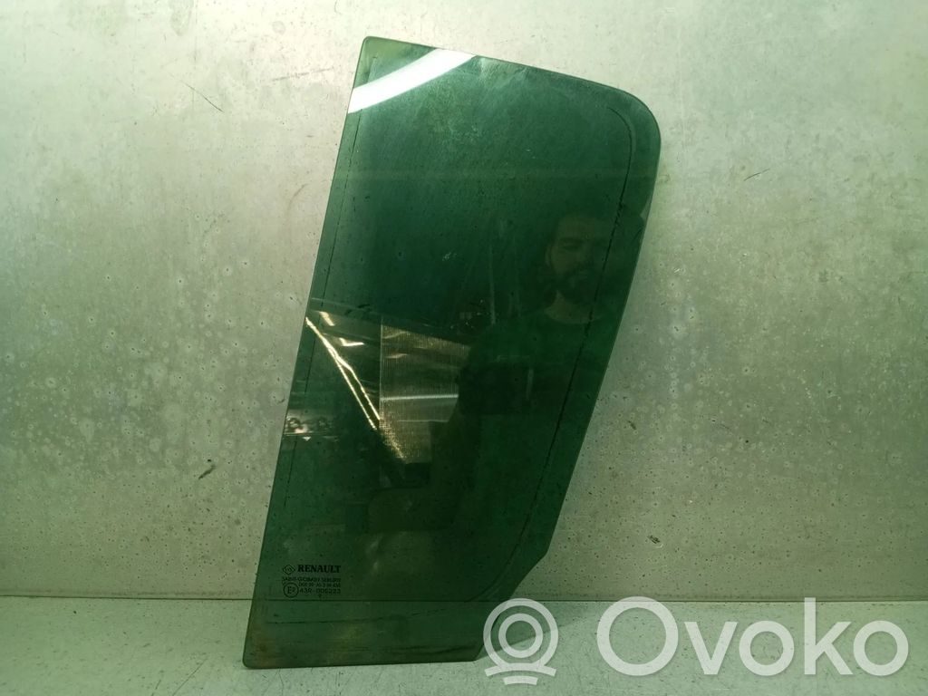 Rear side window   E243R005223