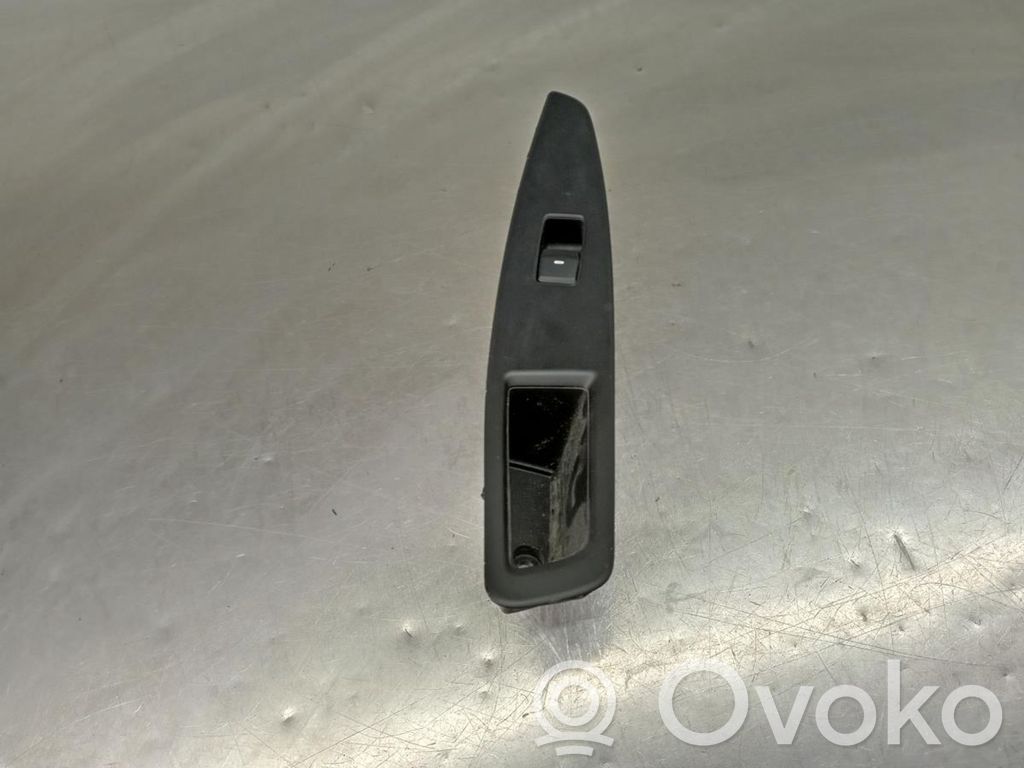 Hyundai i20 (GB IB) Przyciski szyb 
