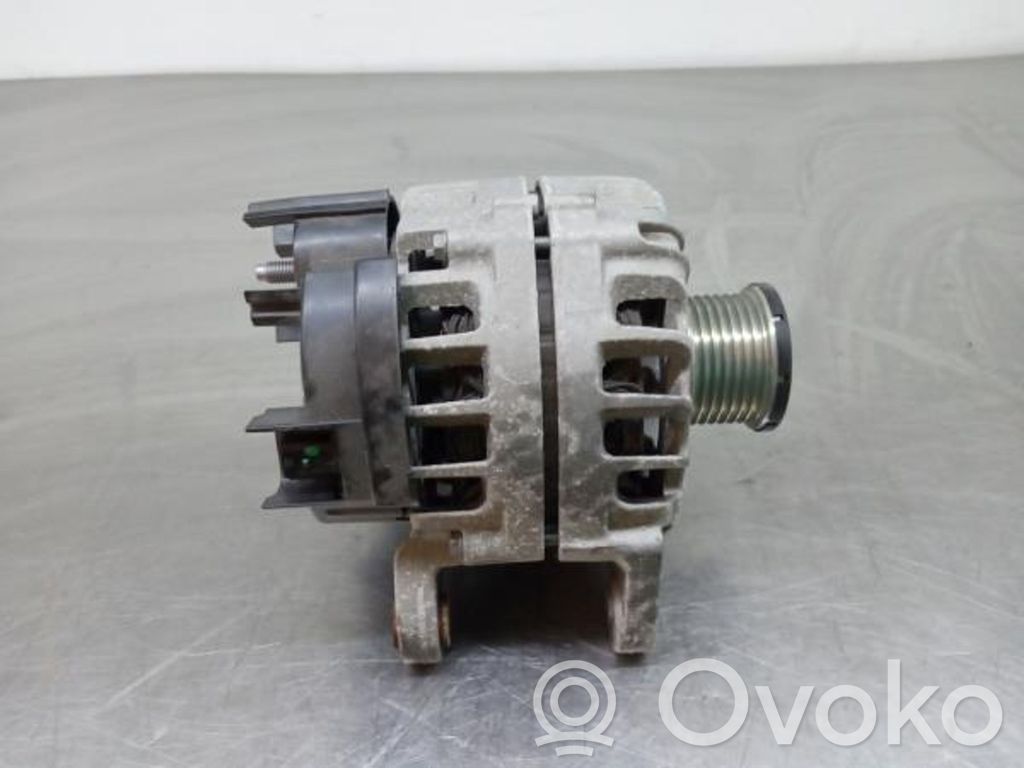 Renault Megane IV Generator/alternator 