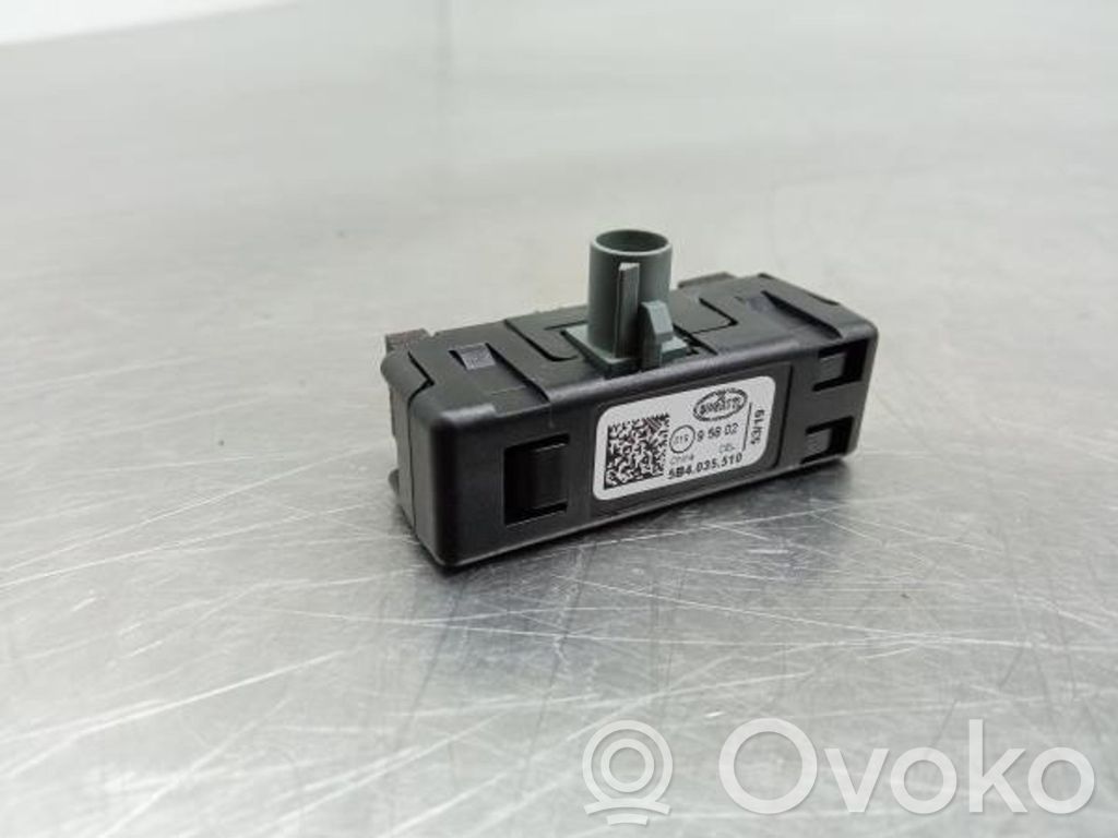 Audi A3 8Y Pystyantennivahvistin 