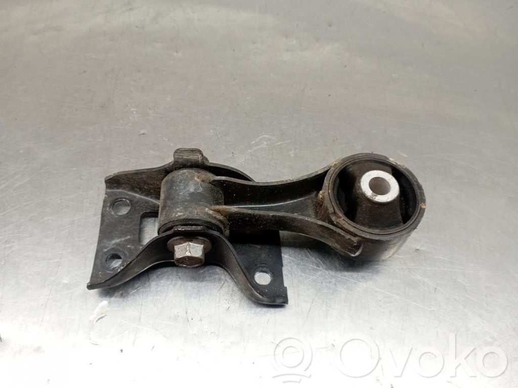 Engine mount bracket   8265