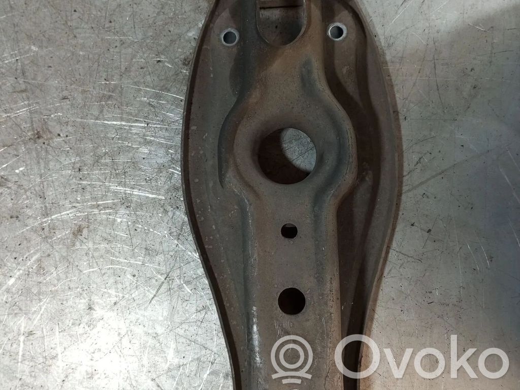 Rear control arm
