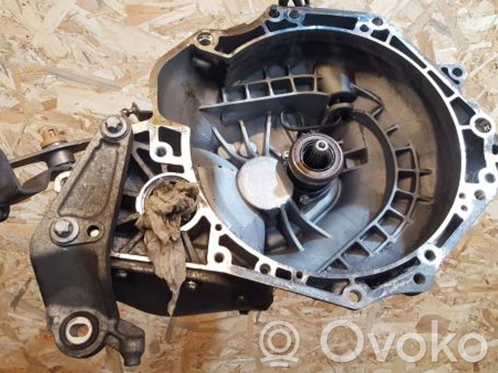 Opel Corsa E 5 Gang Schaltgetriebe 