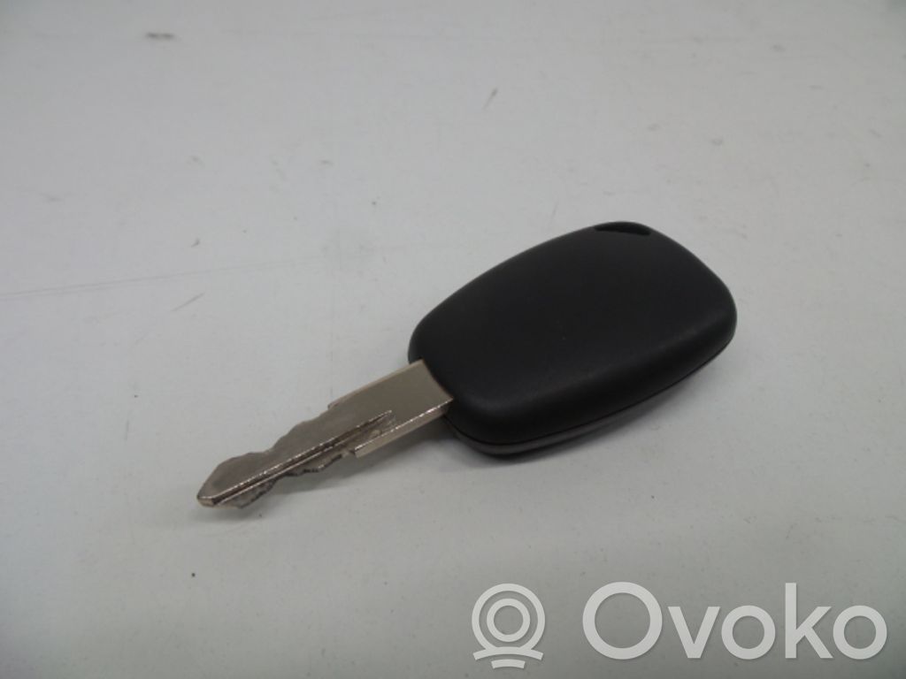 Opel Vivaro Ignition key/card 