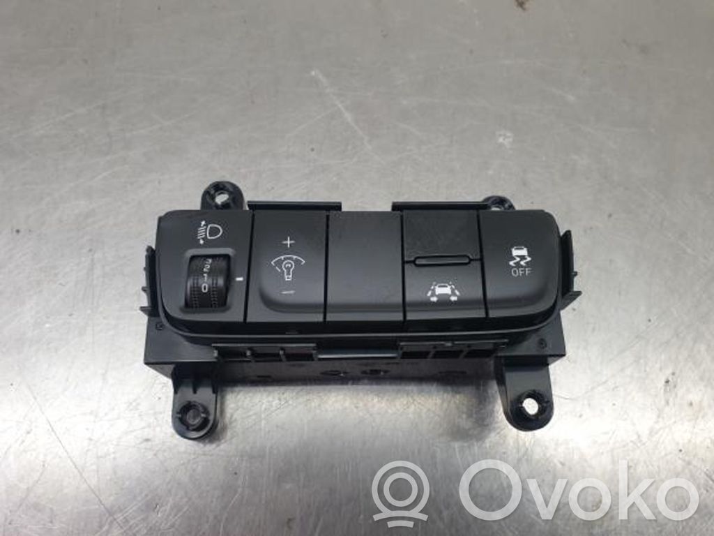 Hyundai Kona I Interruptor de control multifunción 