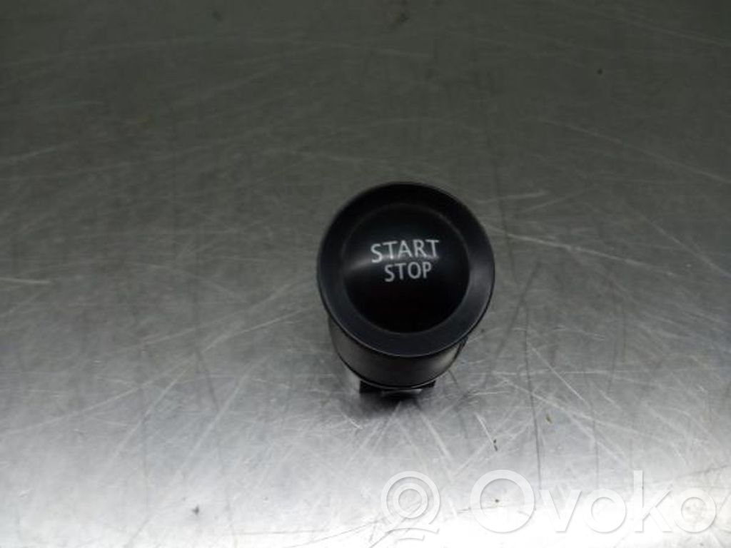 Interrupteur / bouton multifonctionnel   STARTSTOPENGINE