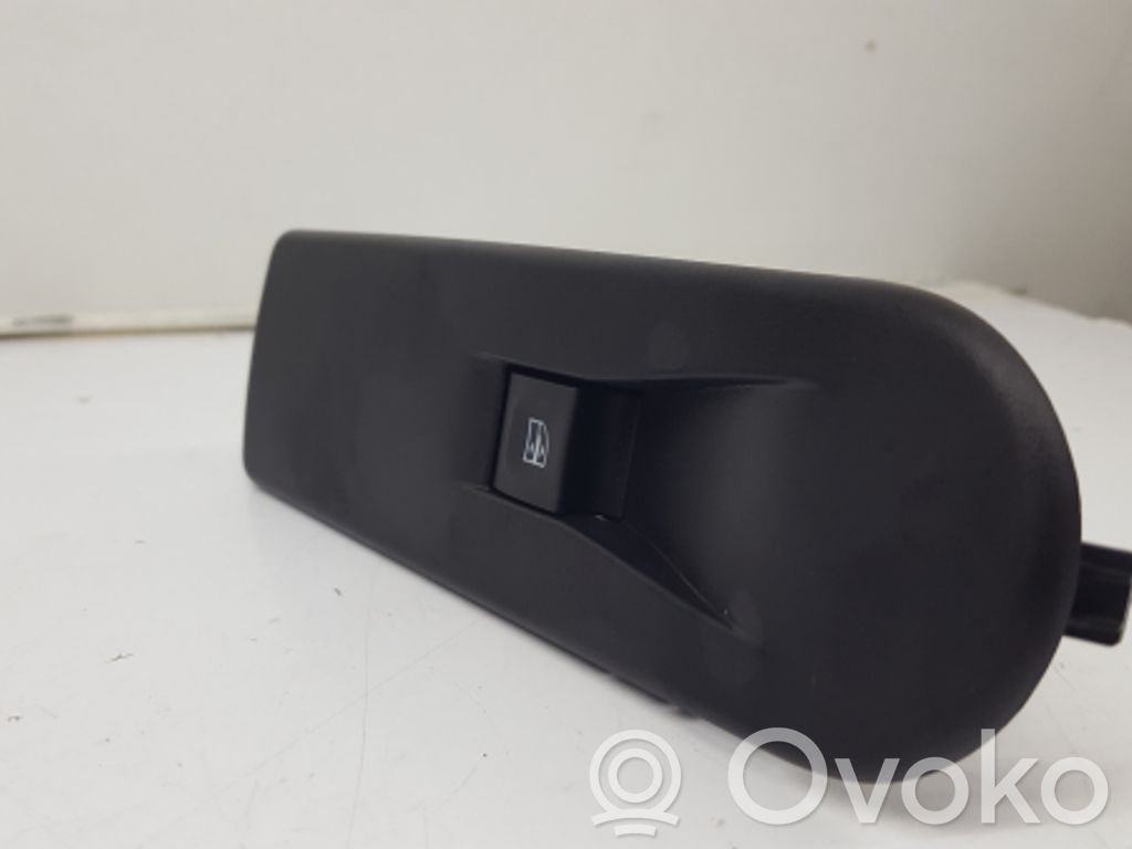 Electric window control switch   10023874R,809602454R