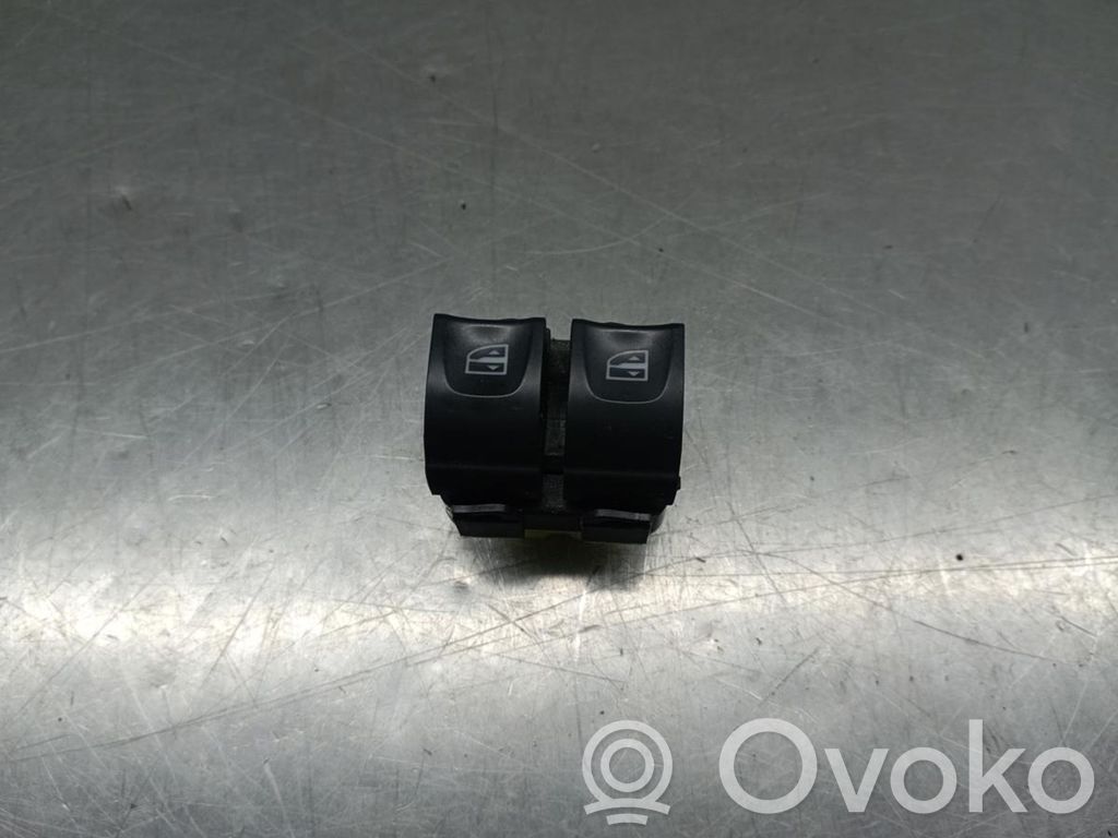 Electric window control switch   254118044R,10023697