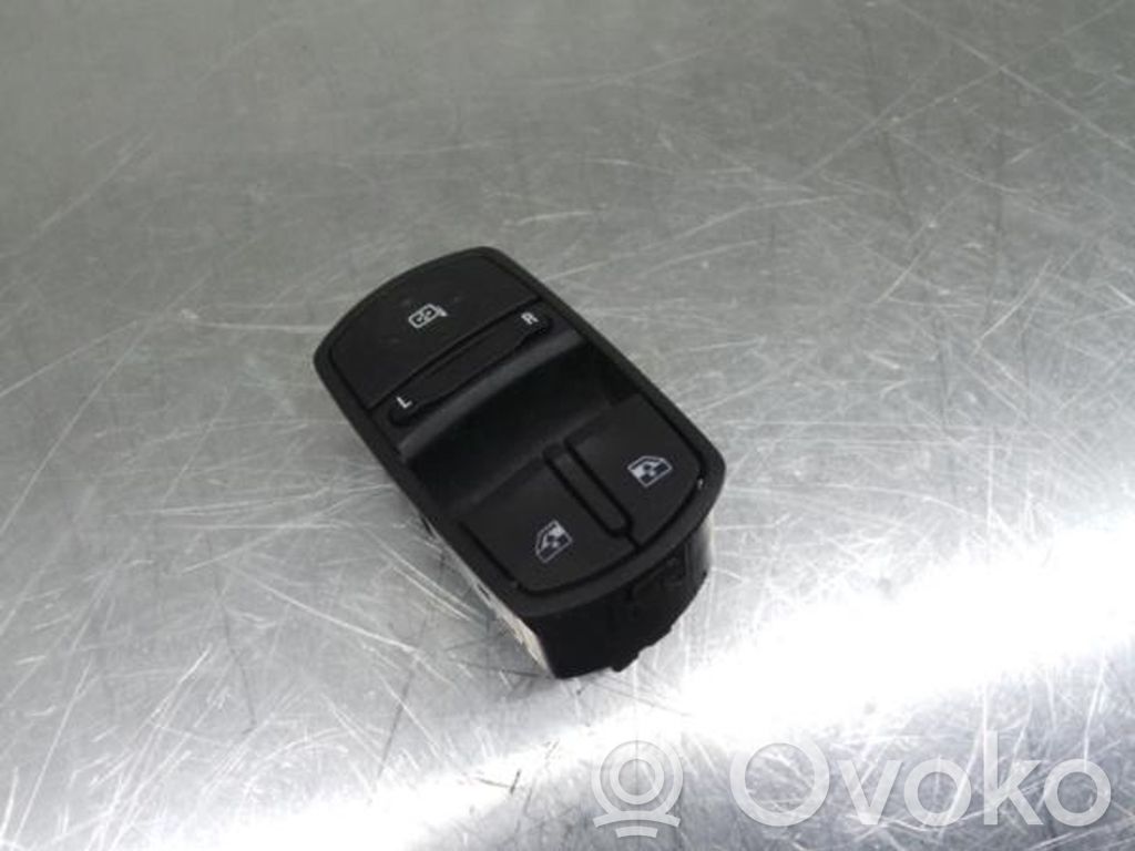 Electric window control switch   13430017,315625731