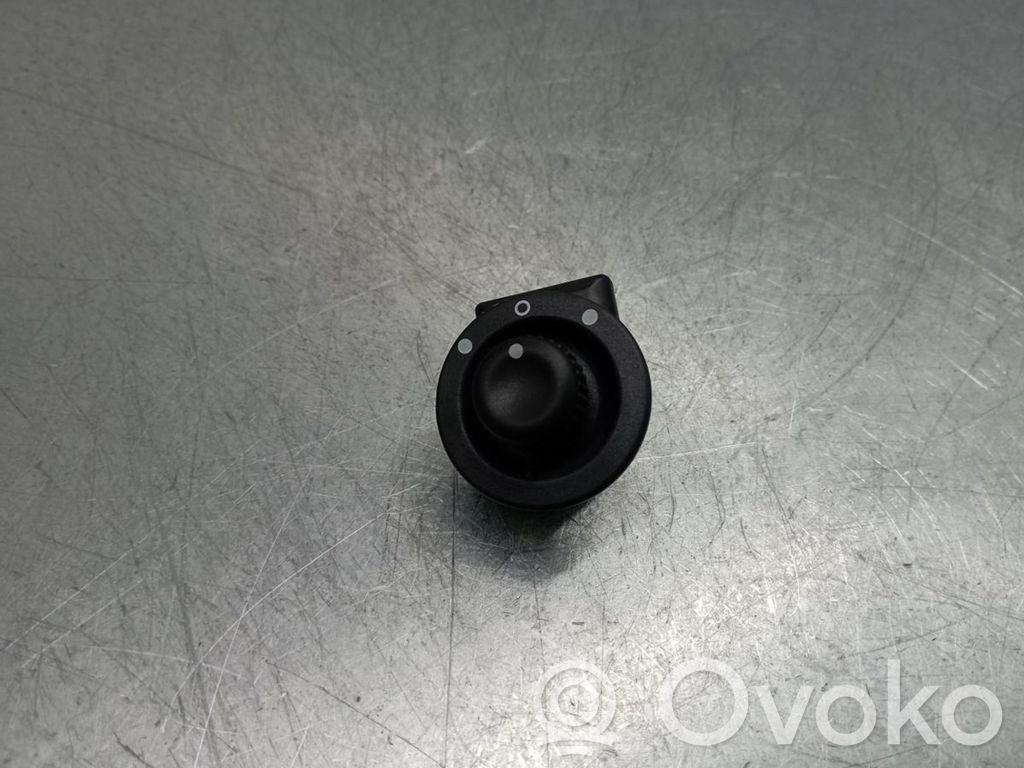 Wing mirror switch   255784643R,A1009