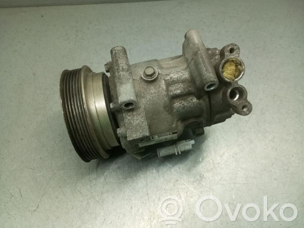 Ilmastointilaitteen kompressorin pumppu (A/C)   8200953359,05116611562,R134A