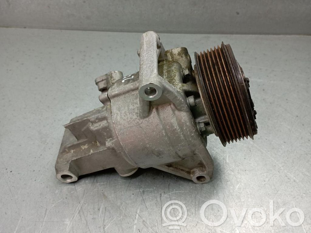 Ilmastointilaitteen kompressorin pumppu (A/C)   926005689R,8070013498,T24500CB