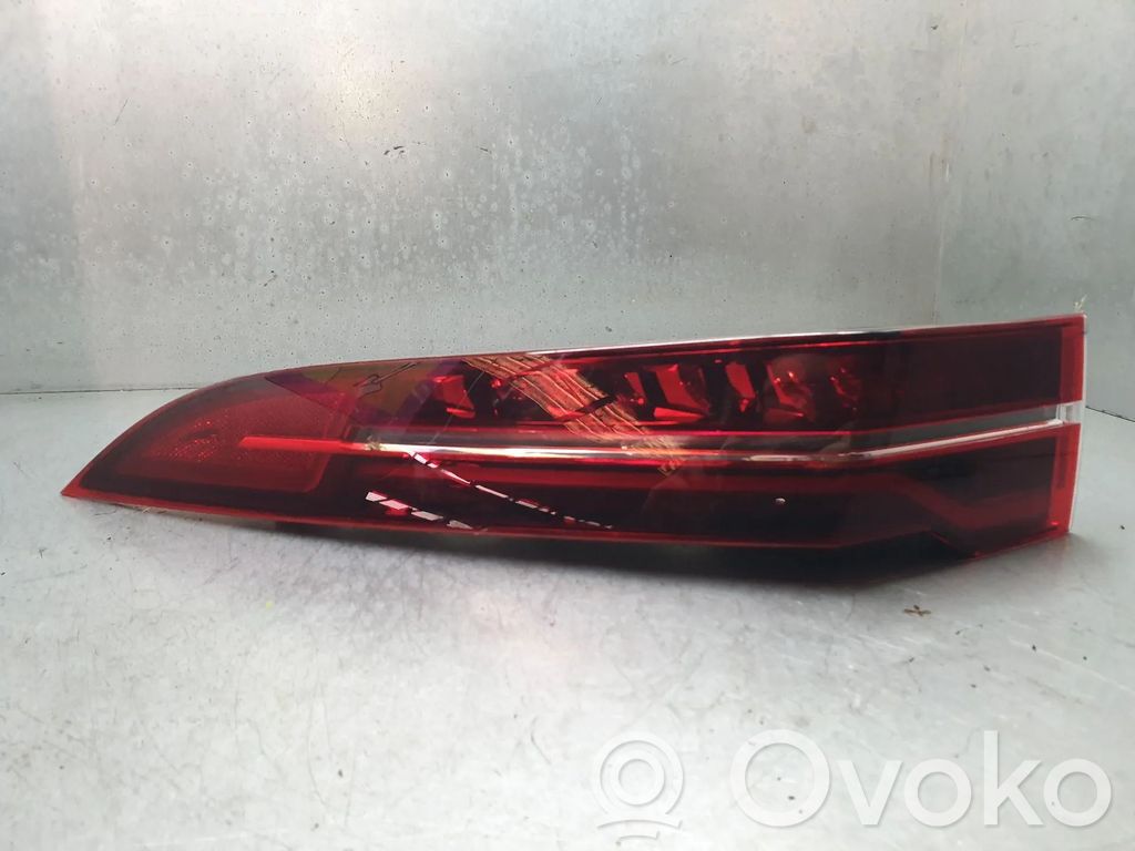 Jaguar I-Pace Tailgate rear/tail lights 