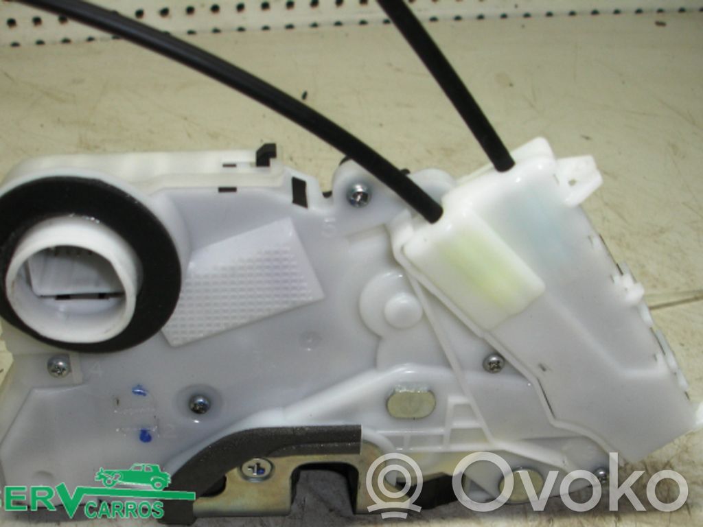 Toyota Yaris Încuietoare ușă față