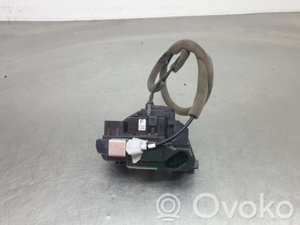 Etuoven lukko   P32SFLSS,3PINOS