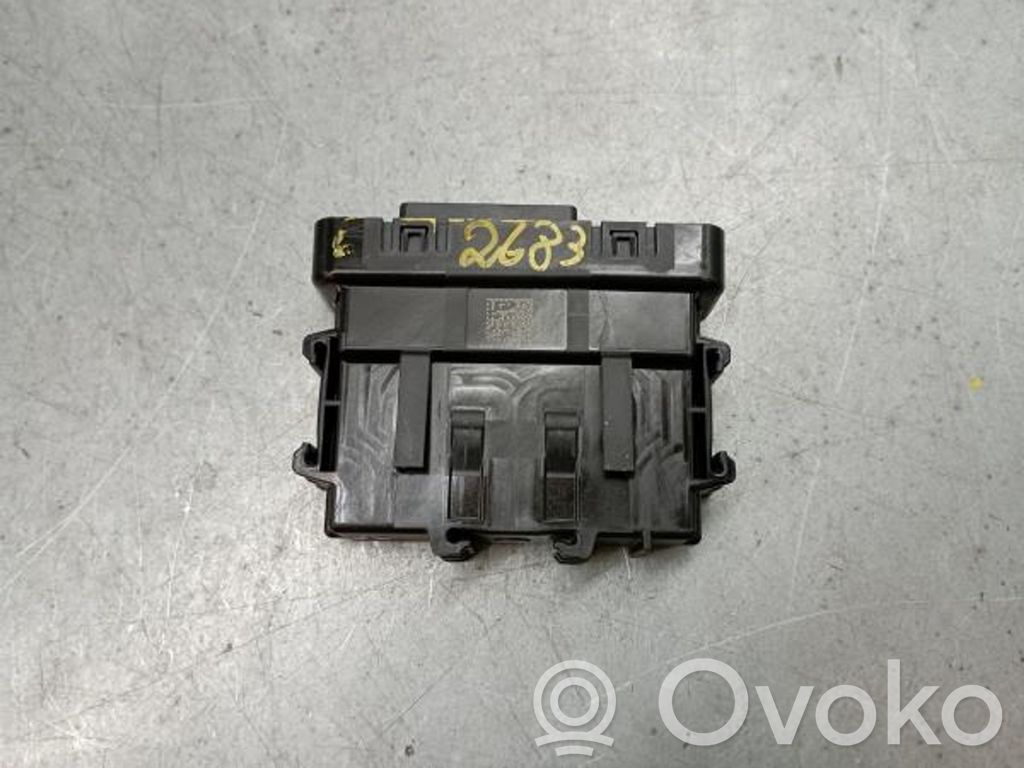 Otras unidades de control/módulos   284Y66LA7B,F005V03220