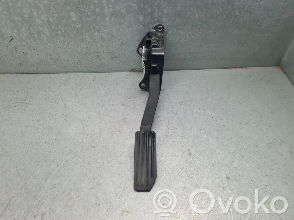 Gaspedal   FK729F836AC