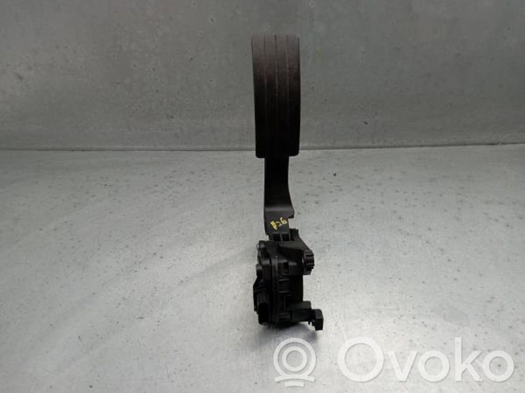 Accelerator throttle pedal   180029347R,6PV00997807