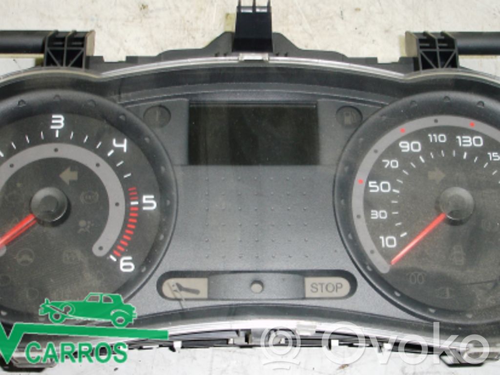 Renault Clio III Geschwindigkeitsmesser Cockpit 