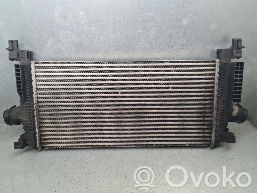 Opel Astra J Radiator intercooler 