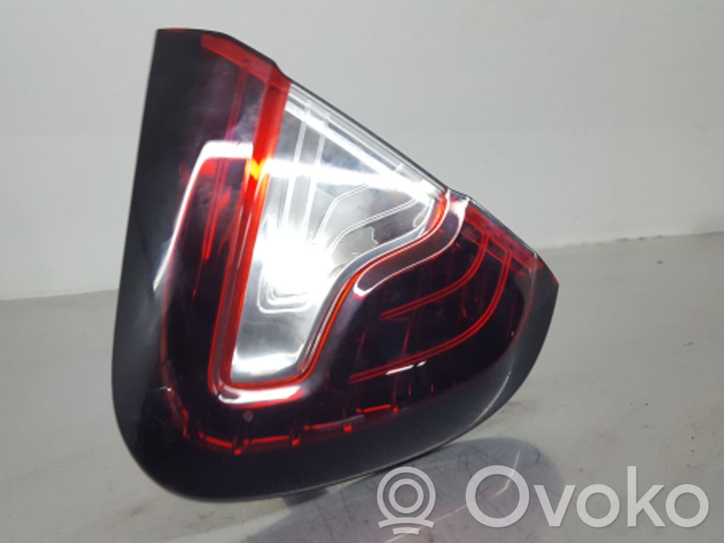 Renault Captur Reflector de faros/luces traseros 
