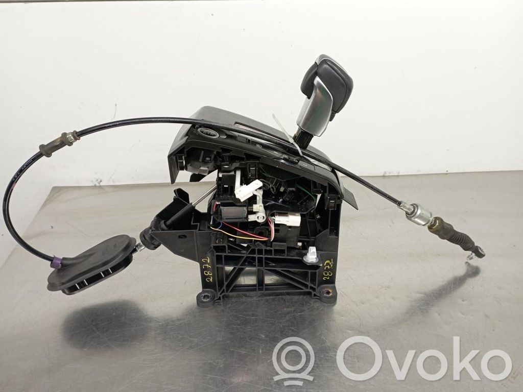 Nissan Micra K14 Ātrumu pārslēgšanas svira 