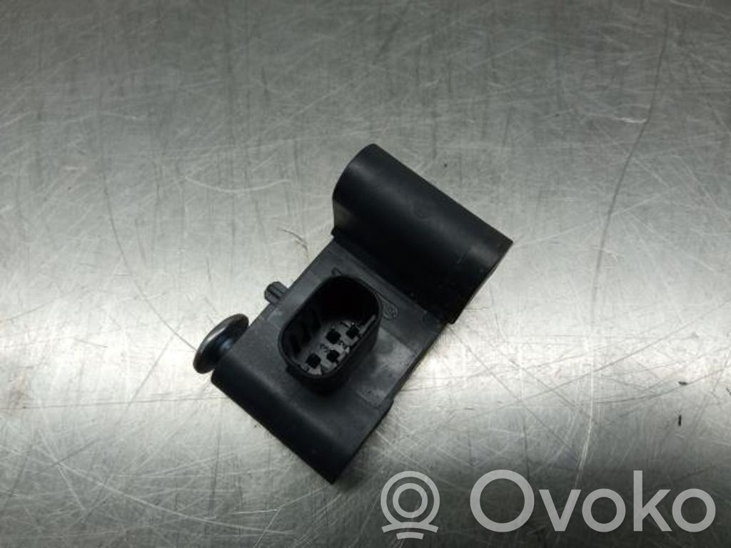 Sensor impacto/accidente para activar Airbag   6911003,0285003900