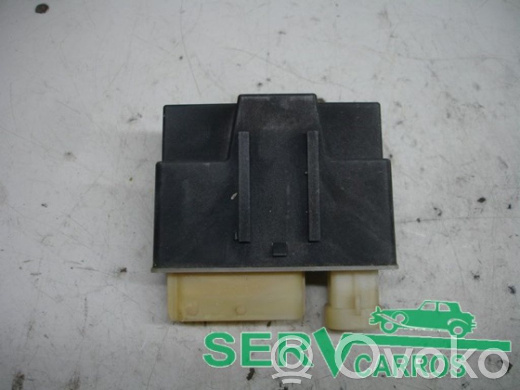 Kvēlsveču relejs   9652021180