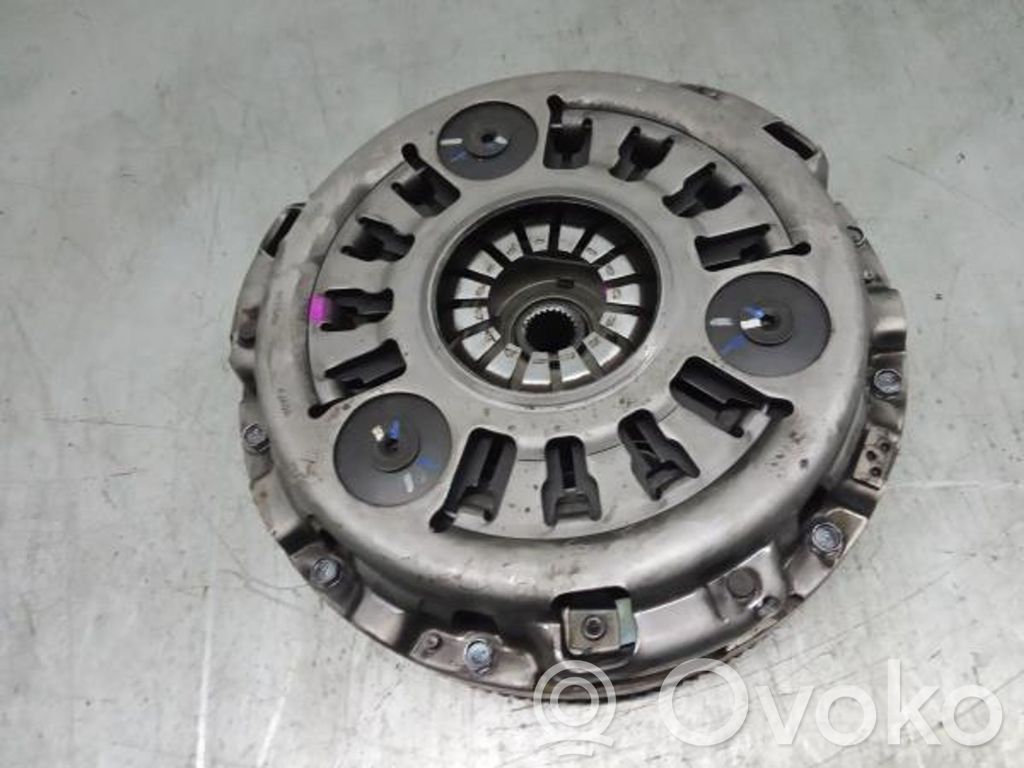 Renault Alaskan Volant moteur 