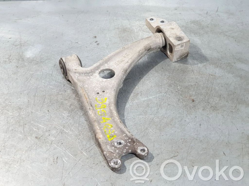 Audi Q3 8U Wahacz przedni 