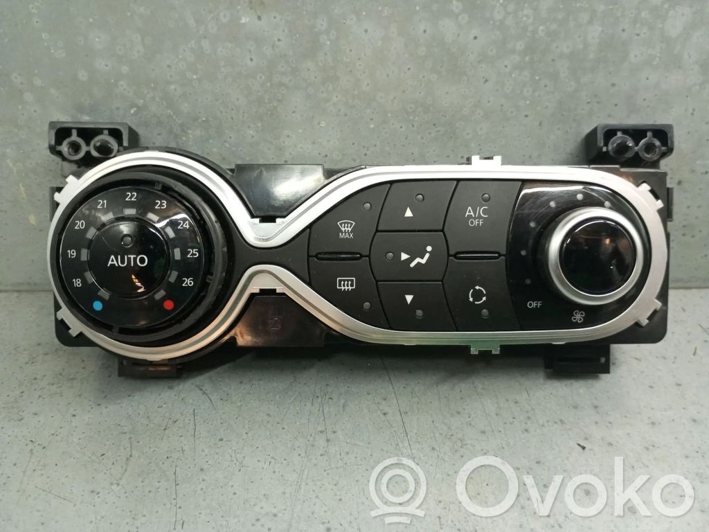 Renault Twingo III Climate control unit 