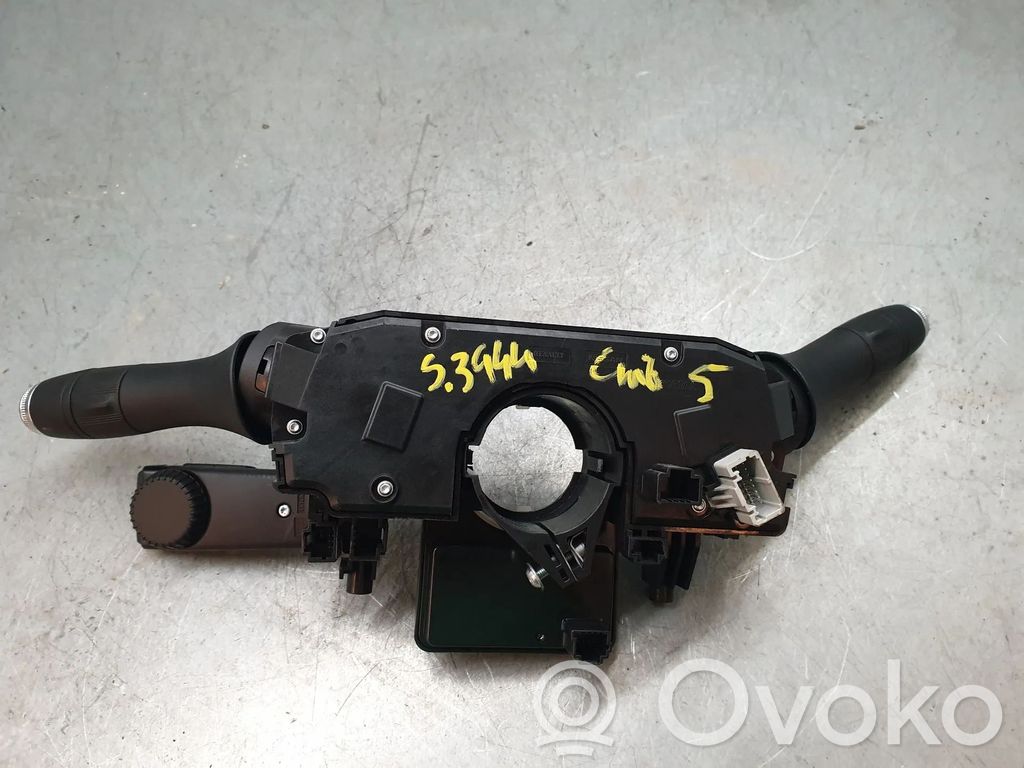 Renault Clio V Alte comutatoare/butoane 