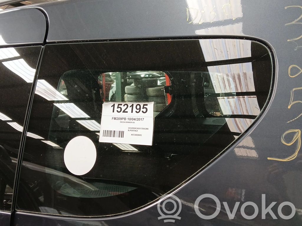 Vitre latérale arrière   E943R000015