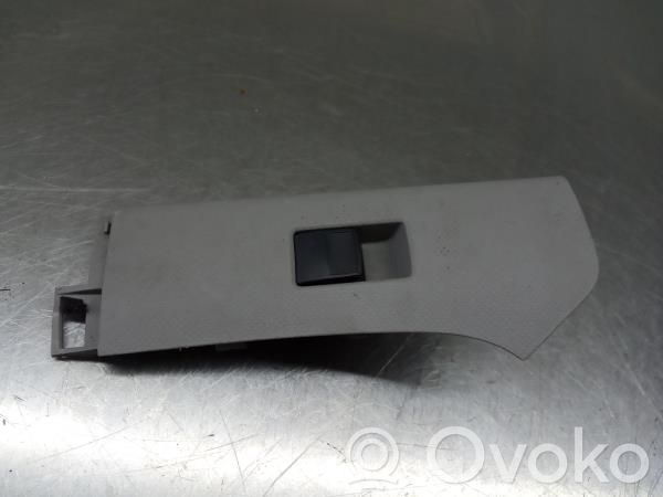 Toyota Yaris Interruttore di controllo dell’alzacristalli elettrico