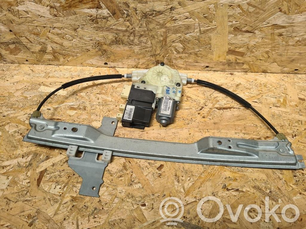 Citroen C4 I Meccanismo di sollevamento del finestrino anteriore senza motorino 