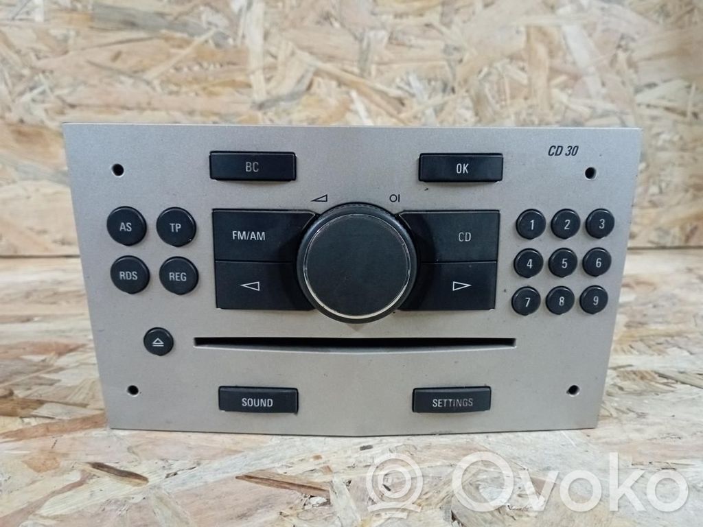 Opel Astra H Radio / CD/DVD atskaņotājs / navigācija 