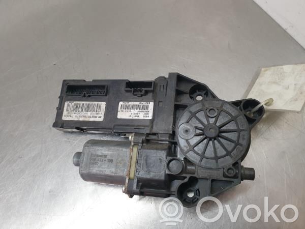 Renault Scenic III - Grand scenic III Etuoven ikkunan nostomoottori