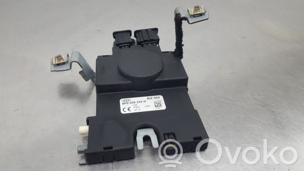 Amplificator antenă aeriană   8P0035225D,12005900,AU350