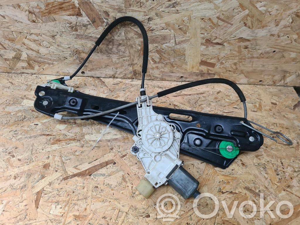 BMW 1 E81 E87 Macara geam față fără motor 