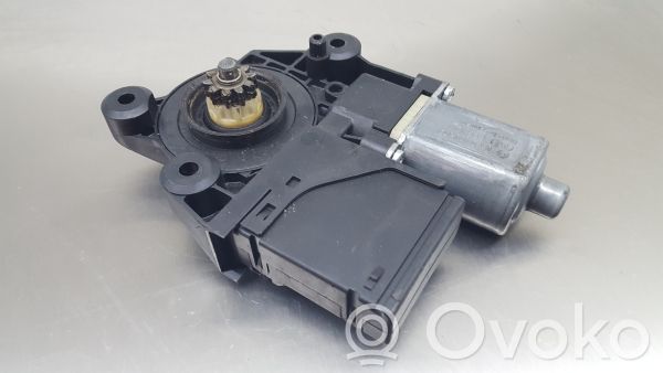 Renault Megane III Motor macara geam ușă față 