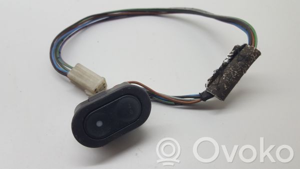 Opel Corsa B Electric window control switch 