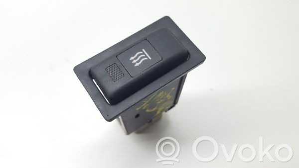 Toyota Avensis T250 Interruptor de control multifunción 