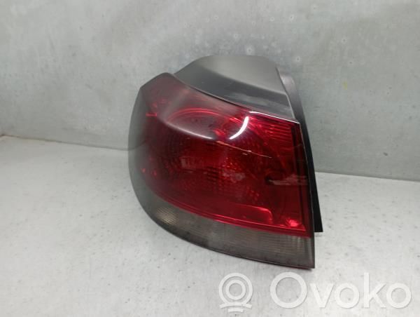 Volkswagen Golf VI Aizmugurējais lukturis pārsegā 