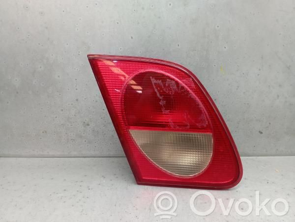 Mercedes-Benz E W210 Lampy tylnej klapy bagażnika 