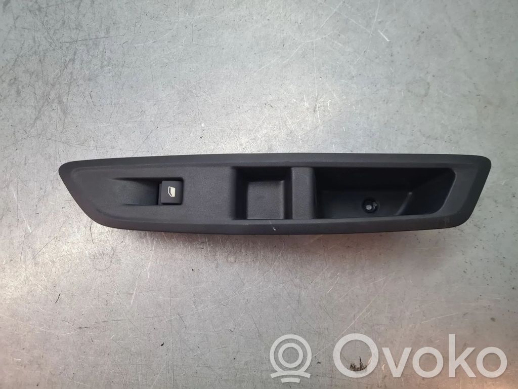 Citroen C4 III e-C4 Electric window control switch 