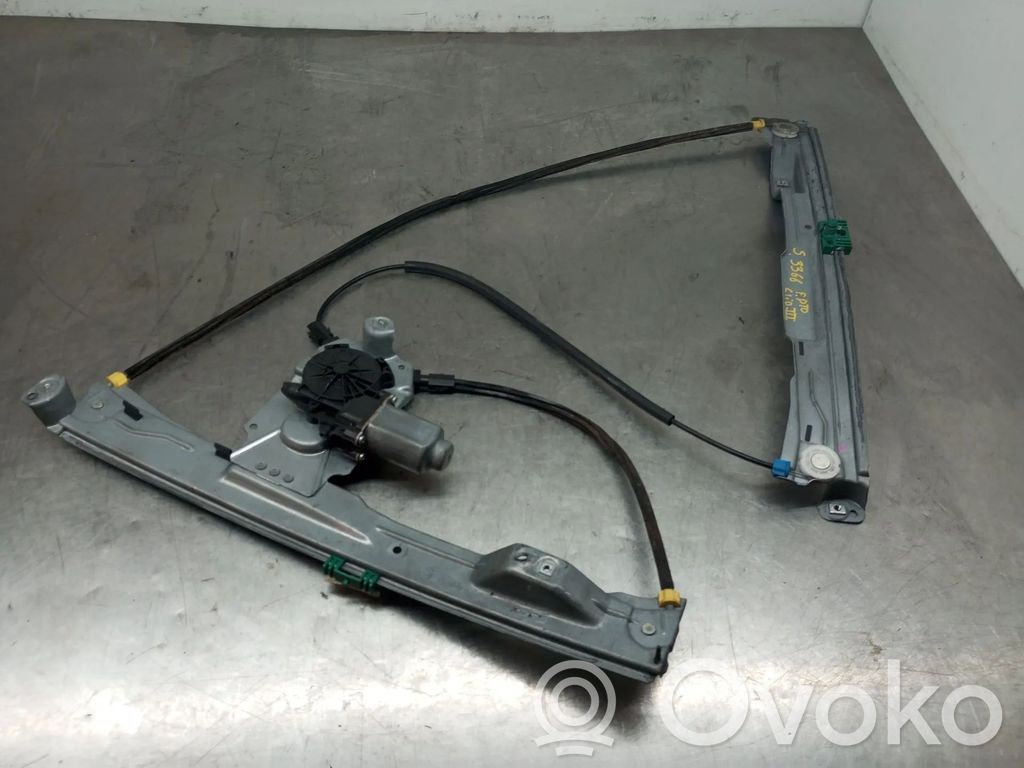 Renault Clio III Meccanismo di sollevamento del finestrino anteriore senza motorino 