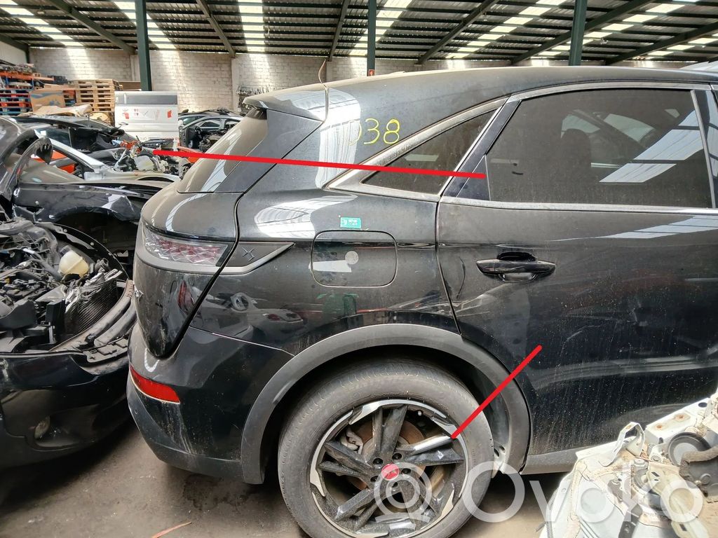 DS Automobiles 7 Crossback Pannello laterale posteriore