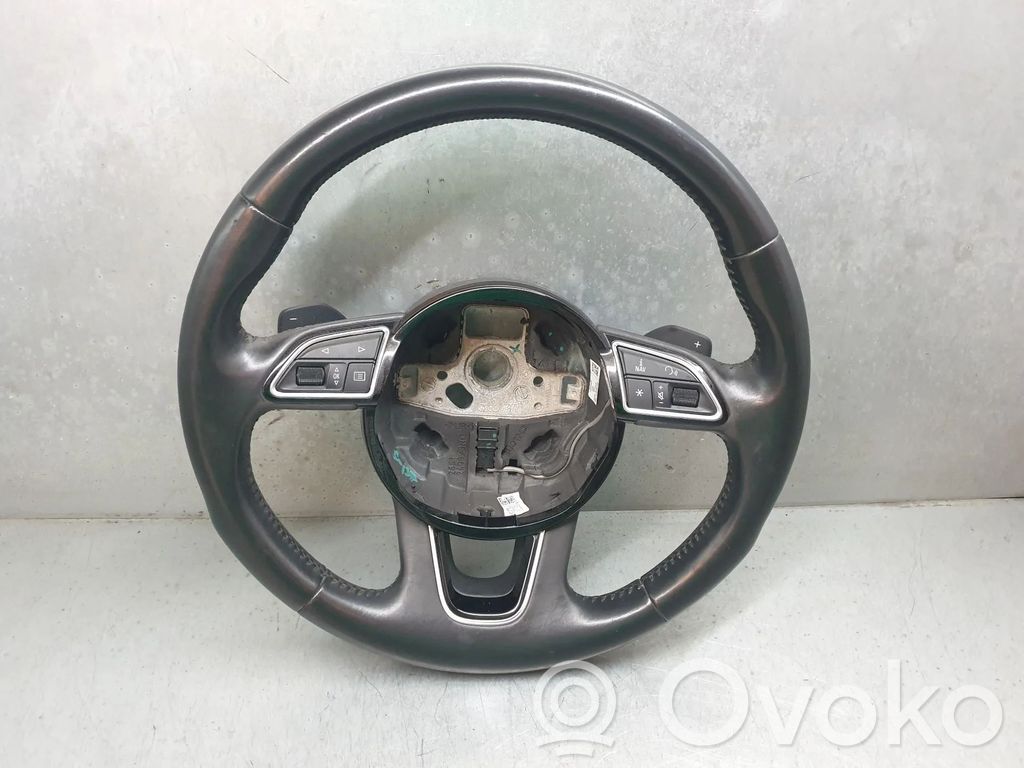 Audi Q3 8U Steering wheel 