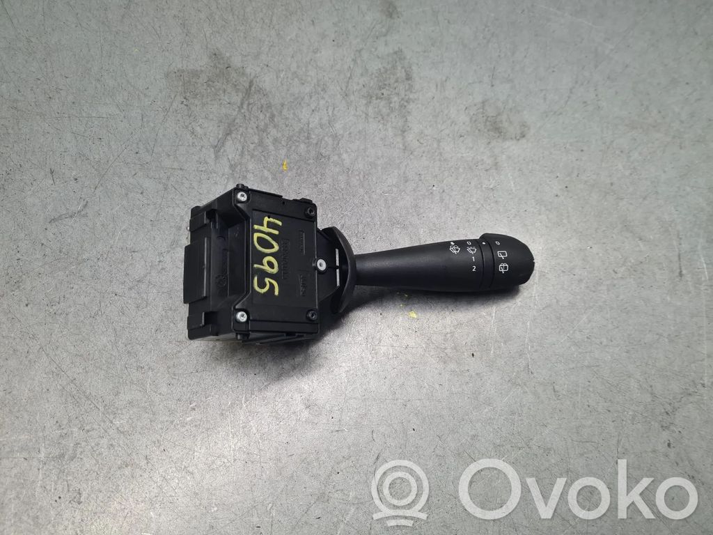 Comutator viteză ștergător   E10861810